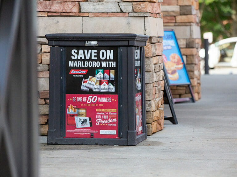 ad display on trash can